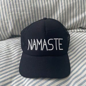 Apana Namaste Hat 🙏🏼 🖤